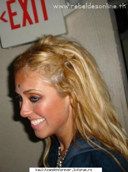 poze anahi(mia colucci) dar..nu incheiem