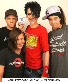 poze tokio hotel happy face:p!
