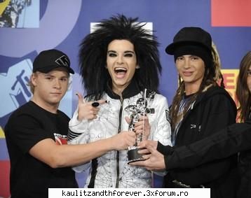 poze bill kaulitz trofeu