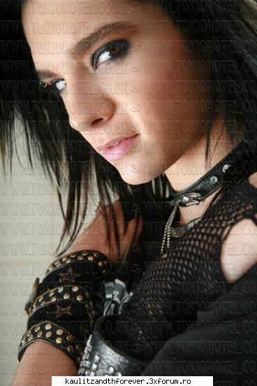 Poze cu Bill Kaulitz - uitete in ochii mei si spune-mi ce vezi - Bill Kaulitz